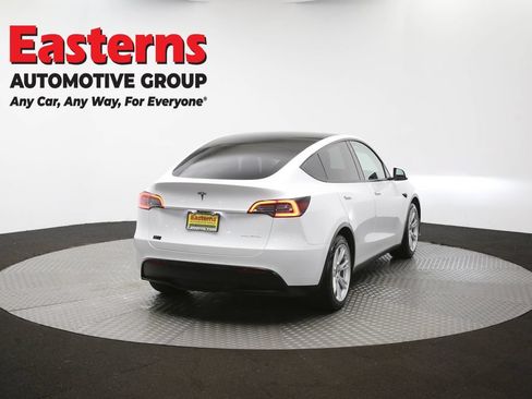 Used 2021 Tesla Model Y Long Range AWD/4WD image 35