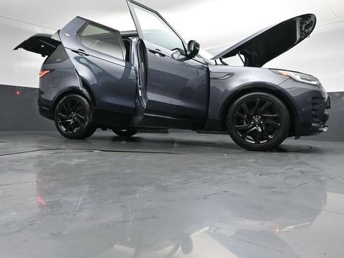 Used 2024 Land Rover Discovery Metropolitan Edition AWD/4WD image 58