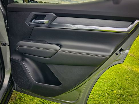 New 2026 GMC Terrain Elevation AWD/4WD image 34
