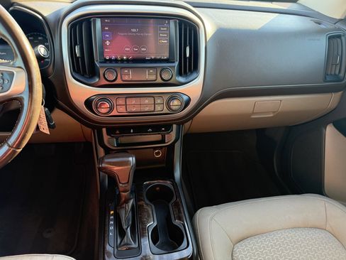 Used 2019 GMC Canyon SLE w/ Elevation Edition image 25