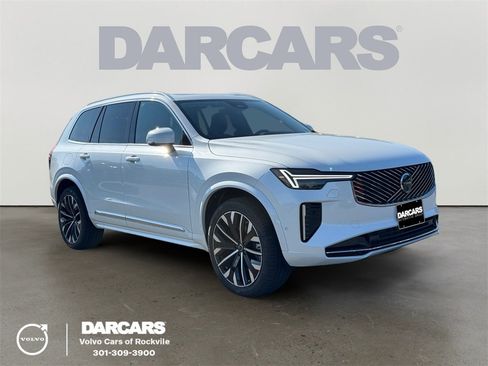 Certified 2025 Volvo XC90 B6 Plus image 1