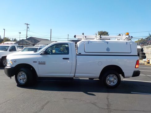 Used 2016 RAM 2500 Tradesman w/ Popular Equipment Group RWD image 6