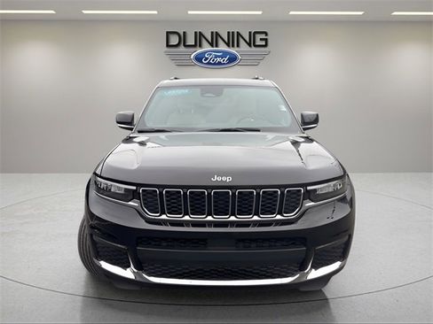 Used 2025 Jeep Grand Cherokee L Limited image 5