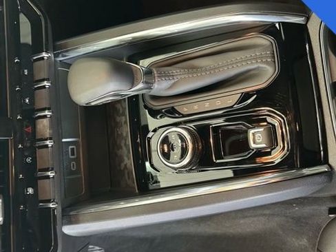 New 2026 GMC Canyon Elevation w/ Convenience Package image 14