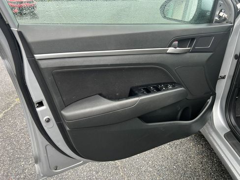 Used 2020 Hyundai Elantra Value Edition w/ Cargo Package (C1) image 11