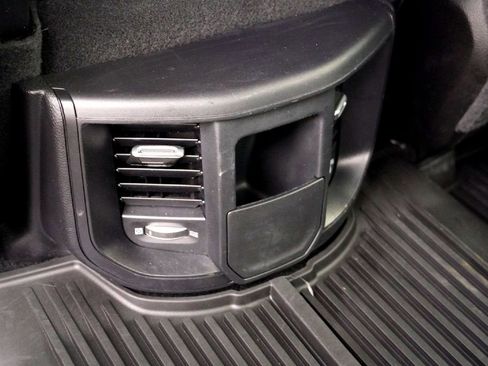 Used 2022 RAM 2500 Big Horn w/ Cold Weather Group image 29