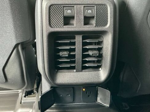 Used 2025 Ford Bronco Raptor AWD/4WD image 19