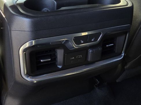 Used 2020 GMC Sierra 1500 AT4 w/ AT4 Premium Package image 16