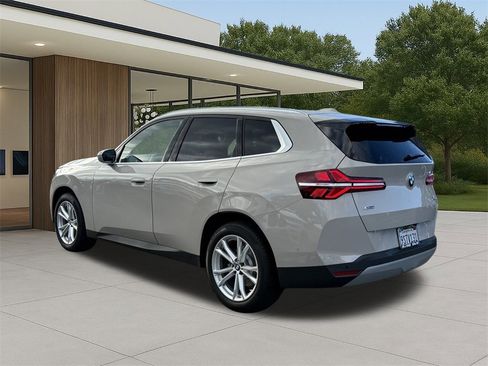 Used 2025 BMW X3 xDrive30i w/ Convenience Package image 11