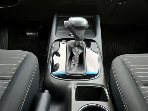 Used 2017 Kia Forte LX w/ LX Popular Package image 4