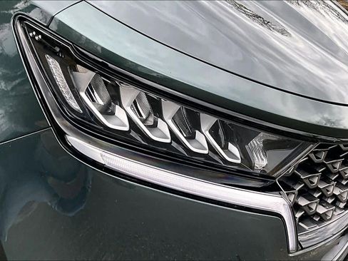 Used 2023 Kia Sorento S w/ Panoramic Sunroof Package image 28