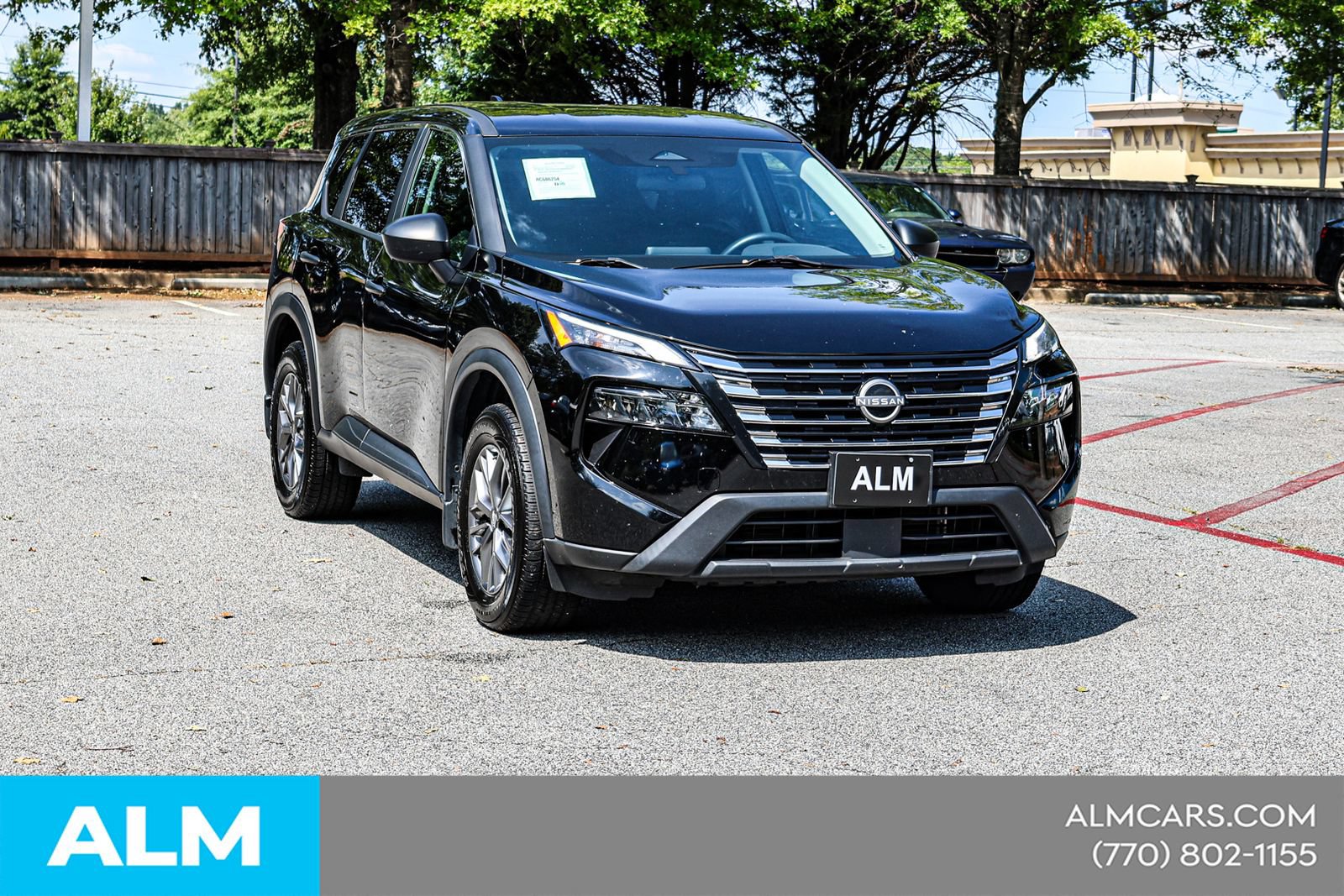 Used 2024 Nissan Rogue S AWD/4WD image 5