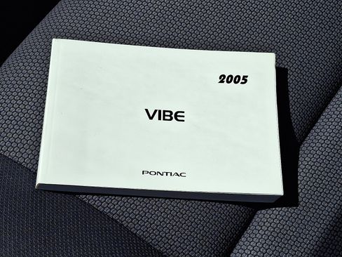 Used 2005 Pontiac Vibe AWD w/ Power Group Value Package image 26