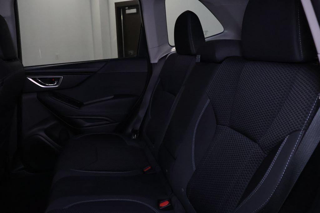 Used 2023 Subaru Forester Premium AWD/4WD image 16