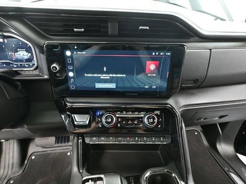 Used 2022 GMC Sierra 1500 AT4X AWD/4WD image 40