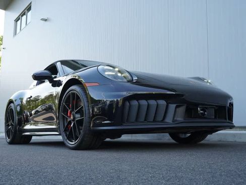 Used 2025 Porsche 911 Targa 4 GTS AWD/4WD image 42