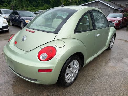 Used 2008 Volkswagen Beetle S FWD image 6