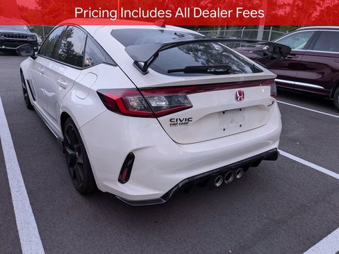 Used 2025 Honda Civic Type R image 4