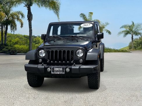 Used 2017 Jeep Wrangler Sport AWD/4WD image 7