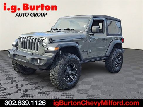 Used 2022 Jeep Wrangler Sport S image 3