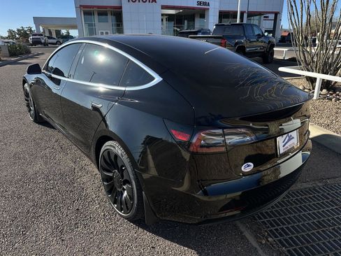 Used 2019 Tesla Model 3 Long Range image 3