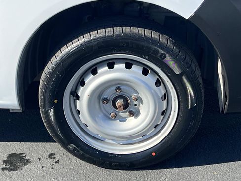 Used 2019 Nissan NV200 S w/ Cruise Control Package image 26