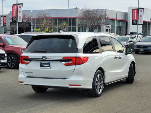 Used 2022 Honda Odyssey EX-L image 5