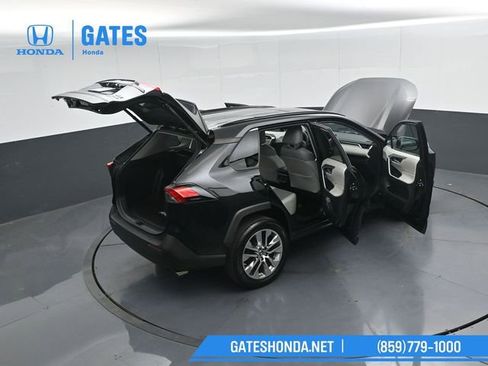 Used 2019 Toyota RAV4 XLE Premium w/ Cold Weather Package AWD/4WD image 52