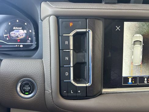 Certified 2023 GMC Yukon Denali AWD/4WD image 16