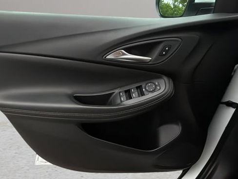 Used 2025 Buick Encore GX Preferred FWD image 17