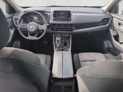 Used 2024 Nissan Rogue SV image 22