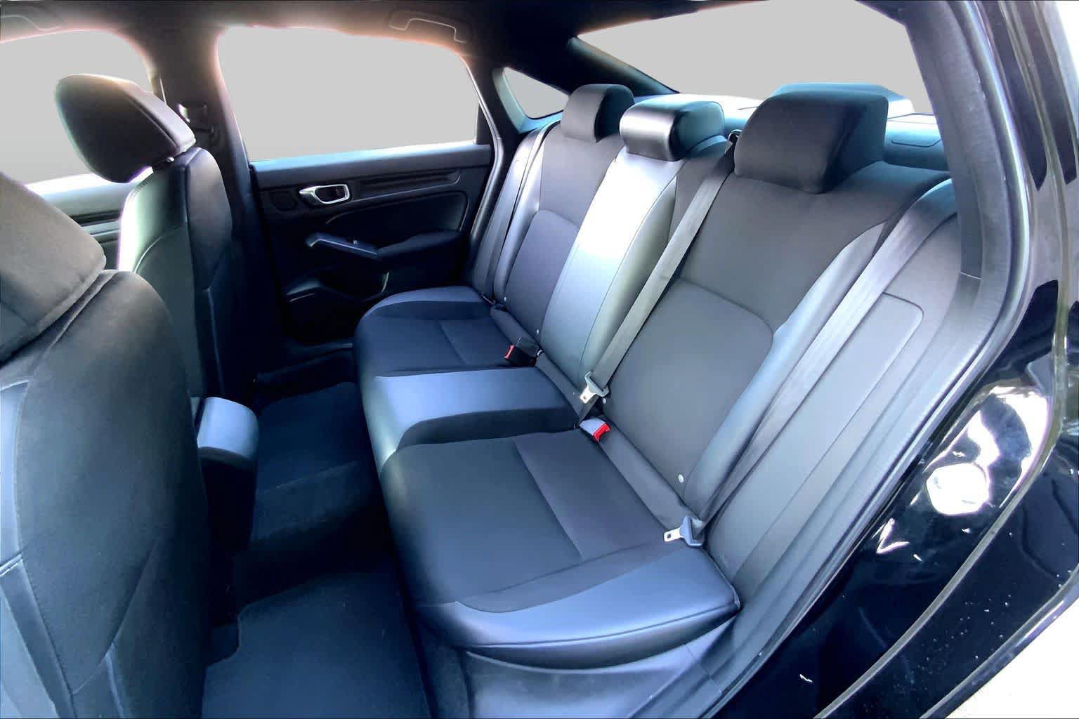 Used 2023 Honda Civic Sport image 21