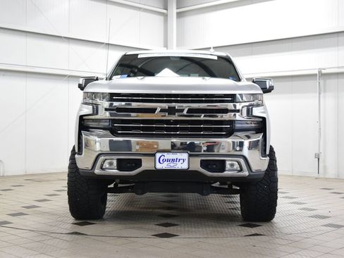 Used 2019 Chevrolet Silverado 1500 LTZ w/ LTZ Premium Package AWD/4WD image 2