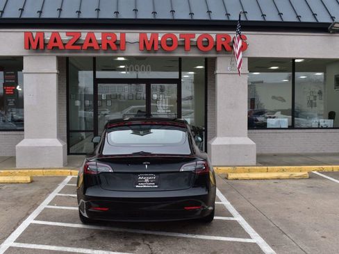 Used 2021 Tesla Model 3 Standard Range Plus image 10