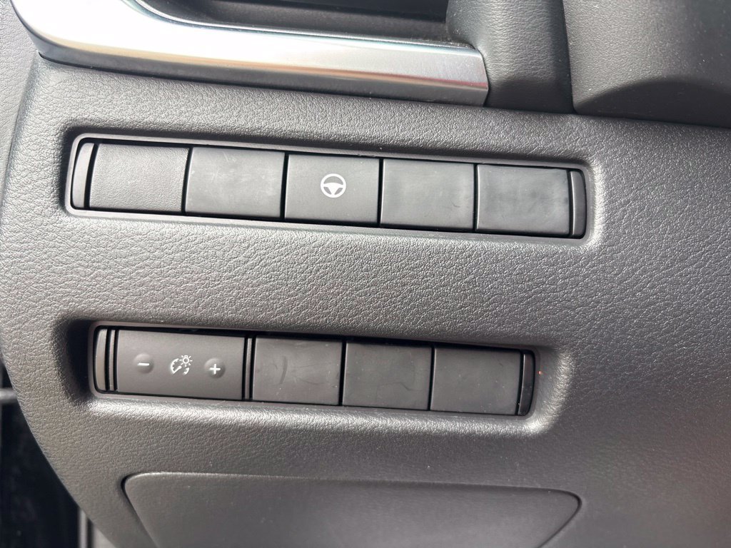 Certified 2022 Nissan Rogue SV AWD/4WD image 20