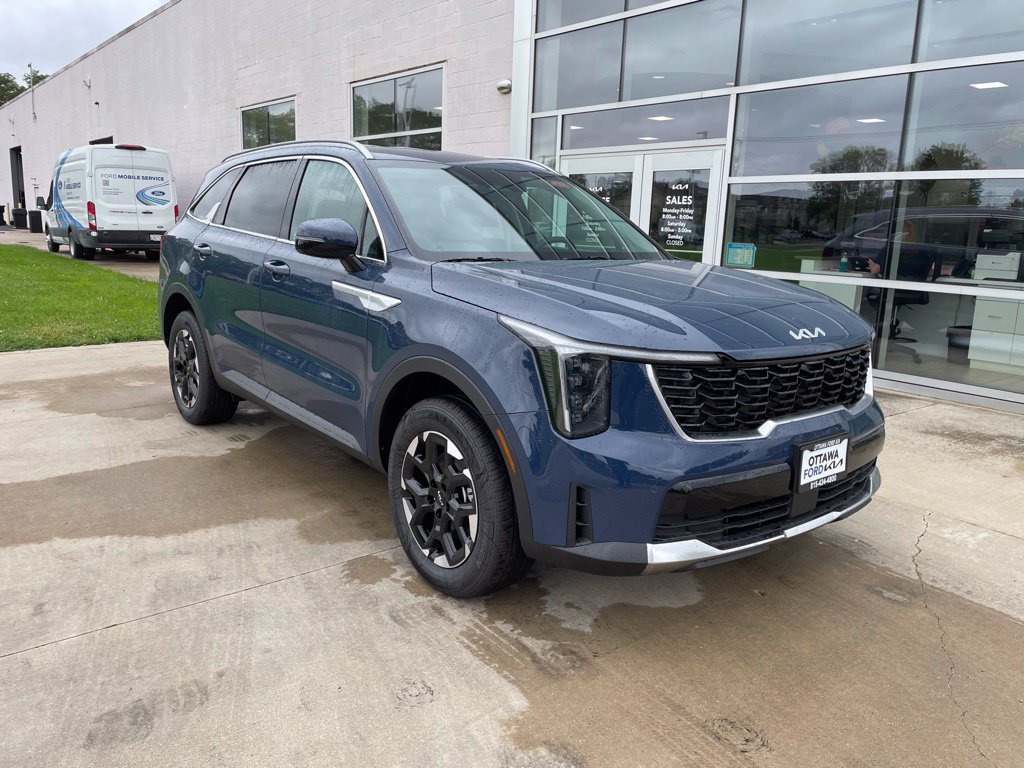 New 2026 Kia Sorento S AWD/4WD image 1