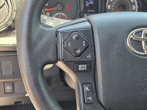 Used 2020 Toyota Tacoma SR RWD image 19