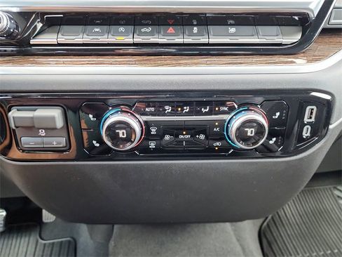 New 2026 GMC Sierra 1500 Elevation image 23