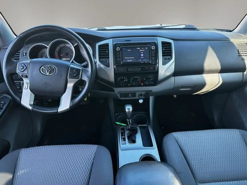 Used 2015 Toyota Tacoma PreRunner w/ SR5 Package RWD image 24