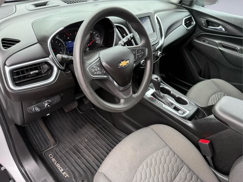 Used 2021 Chevrolet Equinox LT AWD/4WD image 14