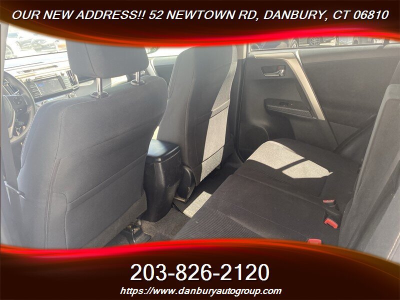 Used 2015 Toyota RAV4 XLE AWD/4WD image 18