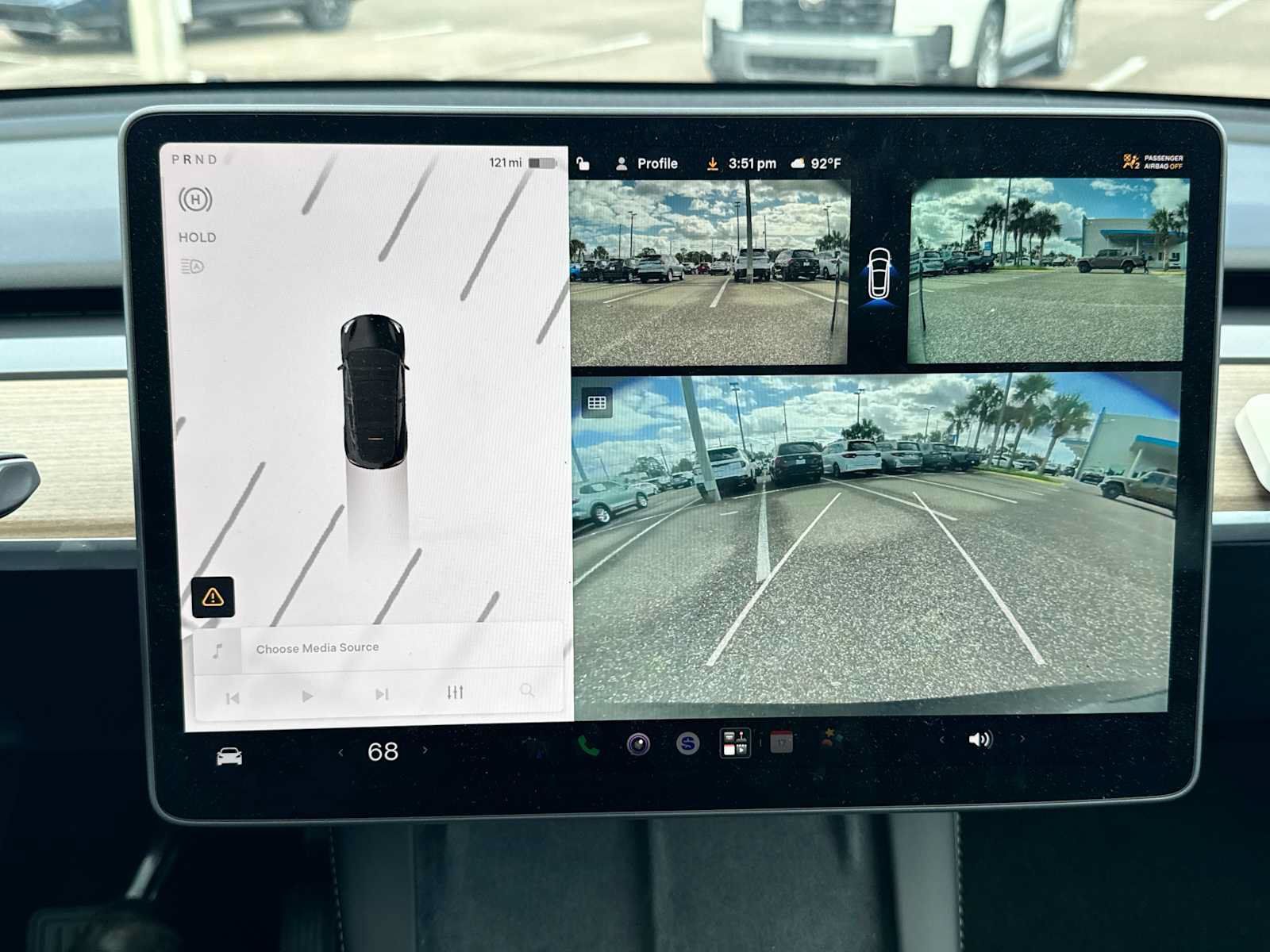 Used 2025 Tesla Model Y Long Range AWD/4WD image 11