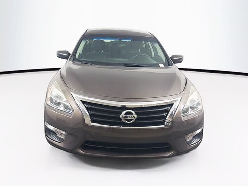 Used 2014 Nissan Altima 2.5 S FWD image 2