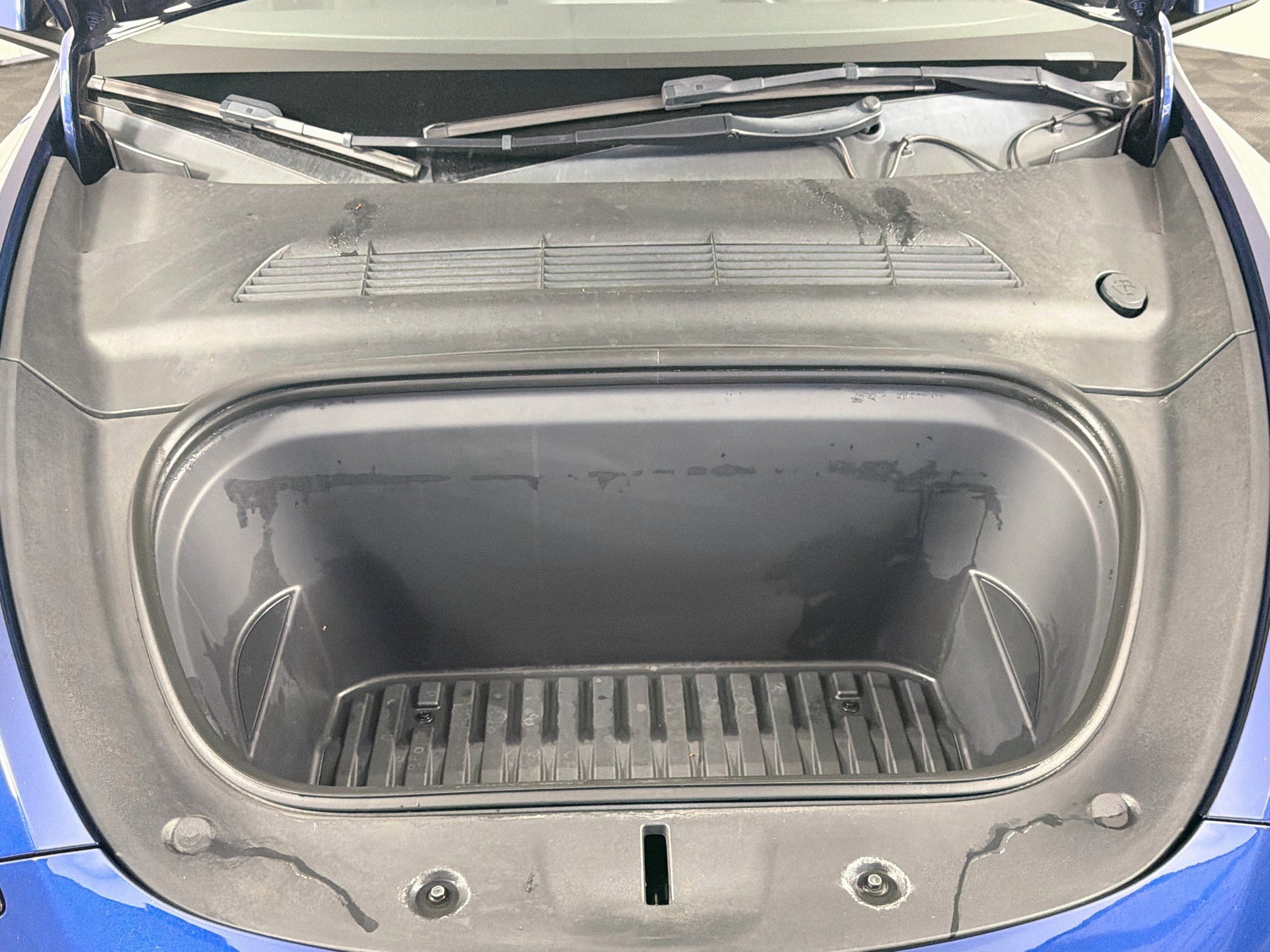Used 2023 Tesla Model Y Long Range AWD/4WD image 34