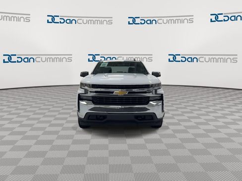 Used 2020 Chevrolet Silverado 1500 LT image 3