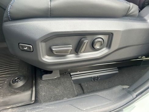 New 2025 Toyota Tundra Limited image 24