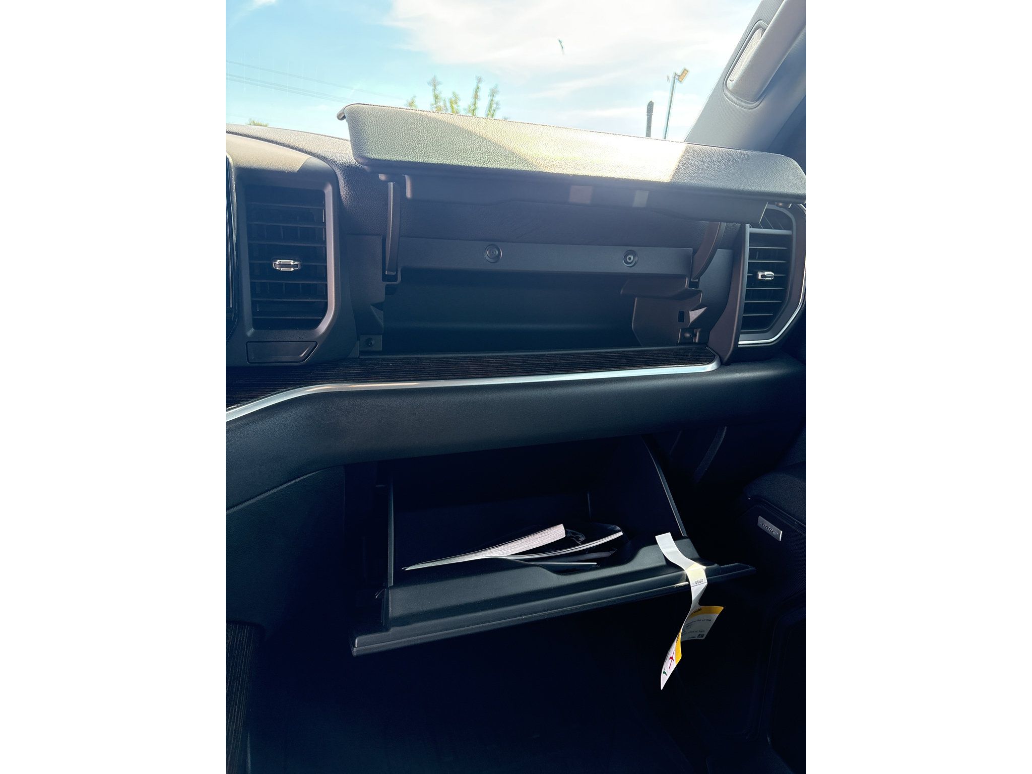 Used 2025 GMC Sierra 1500 Elevation w/ Elevation Premium Package AWD/4WD image 33