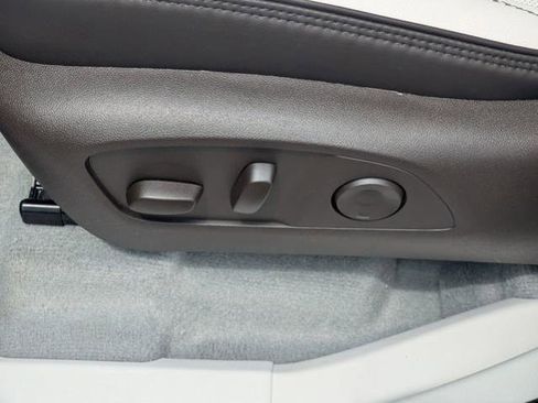 New 2026 GMC Acadia Denali w/ Super Cruise Package FWD image 23