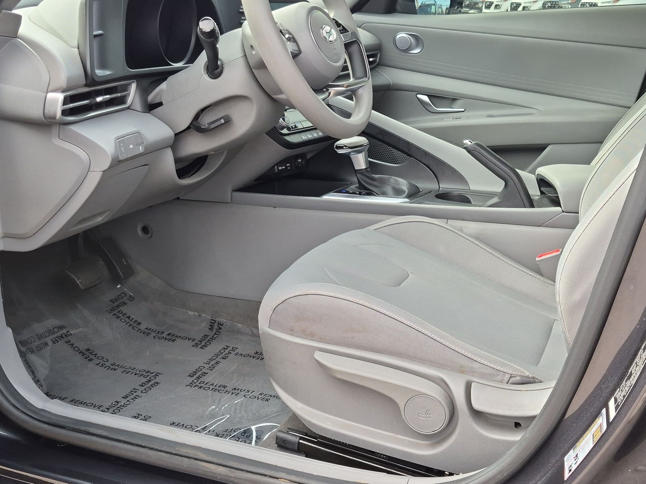 Used 2023 Hyundai Elantra SEL FWD image 20