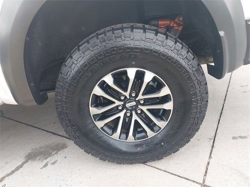 Used 2020 Ford F150 Raptor w/ Equipment Group 801A Mid image 32